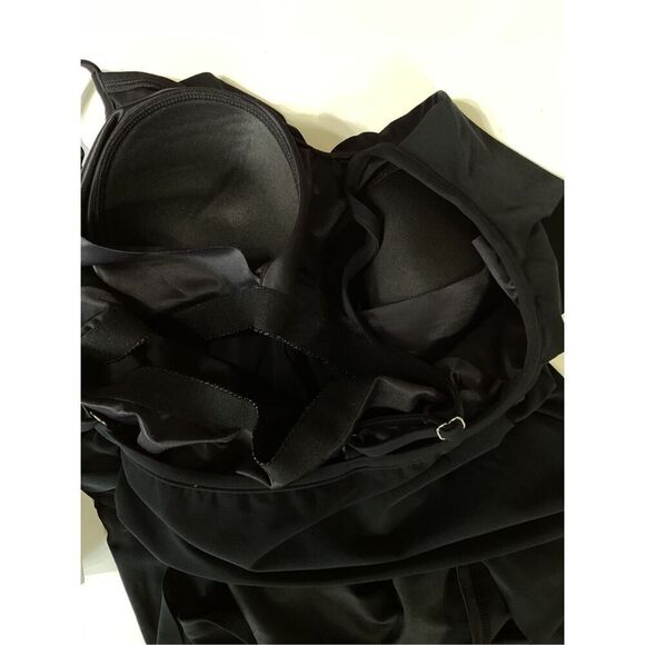 New. Magicsuit black tiered tankini top. 12. Retails $124 - Picture 7 of 8